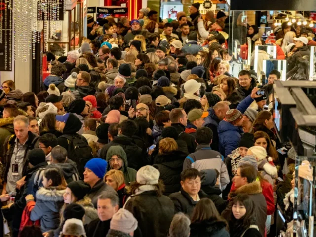 In-Store Safety During Peak Holiday Traffic